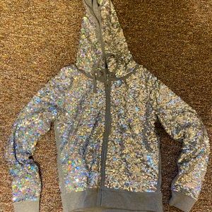 Victoria's Secret sequence fashion show zip up